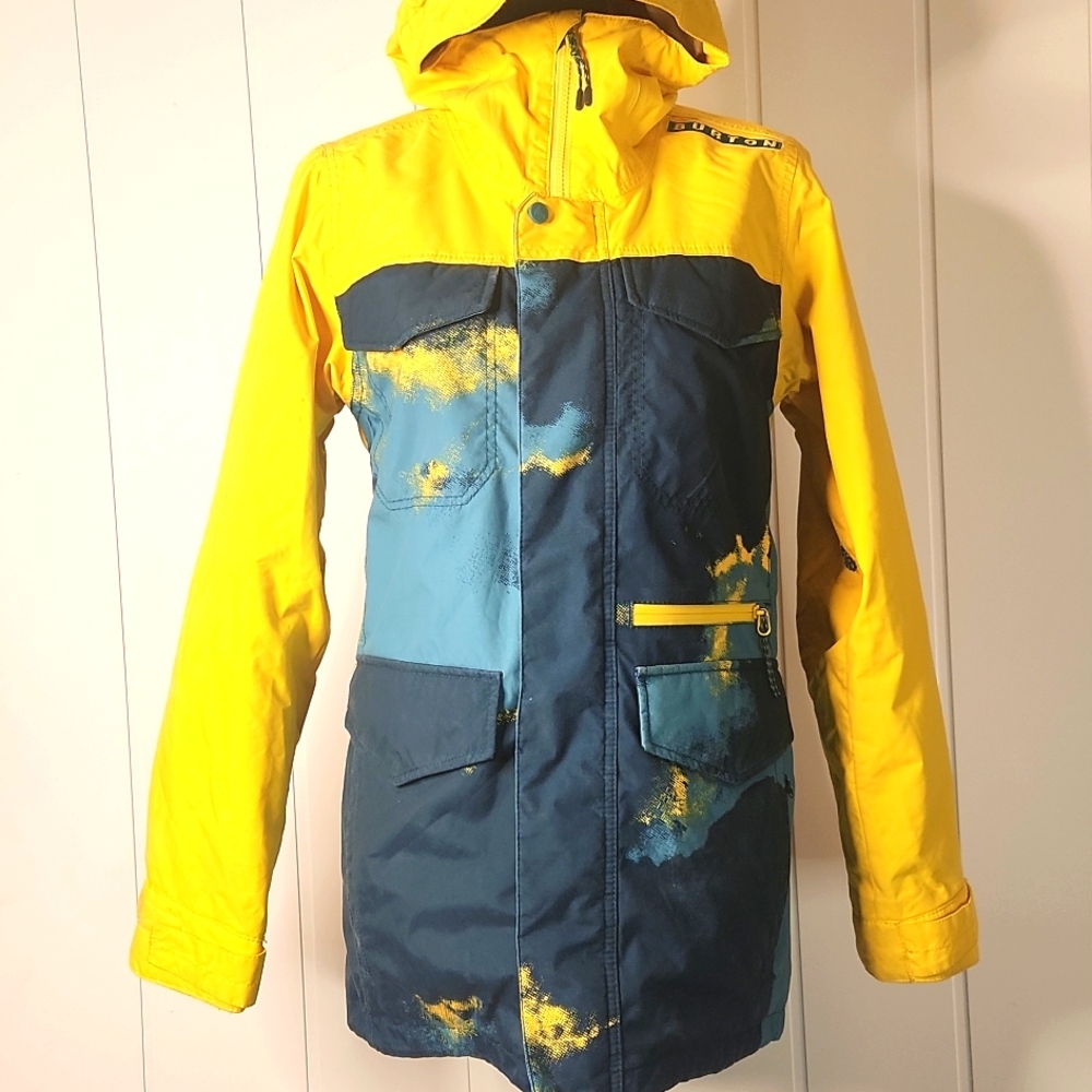 Burton ski/snowboarding green yellow longer length Activewear winter Coat